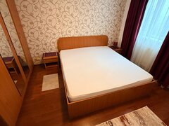 Drumul Taberei, Romancierilor